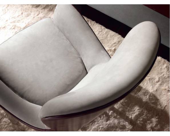 Vivienne armchair